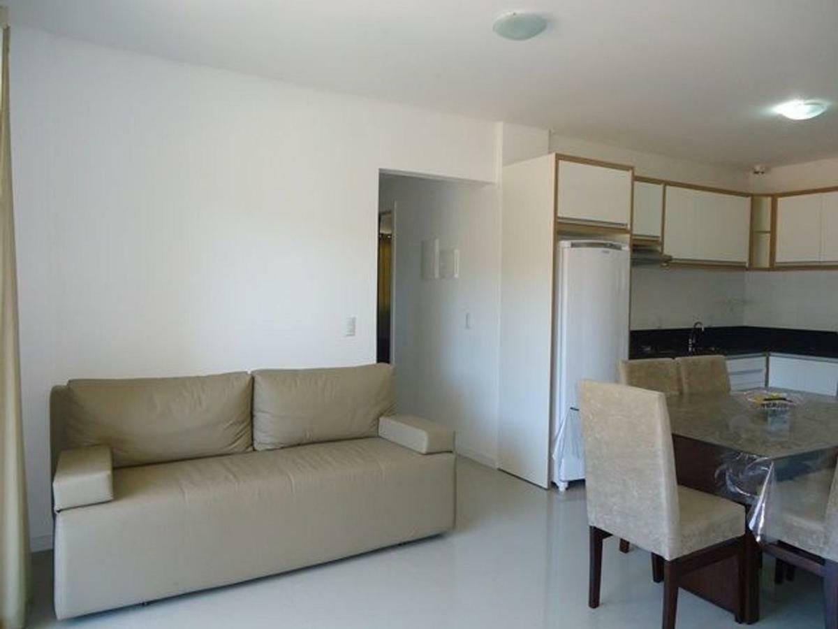 Res. Antonio Pinheiro. Apartamento Com 2 Dormitorios. Бомбиньяс Экстерьер фото